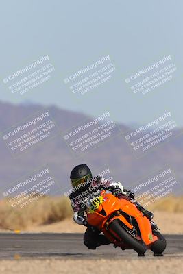 media/Mar-22-2025-CVMA (Sat) [[462c0ffedb]]/Race 13-Amateur Supersport Middleweight/